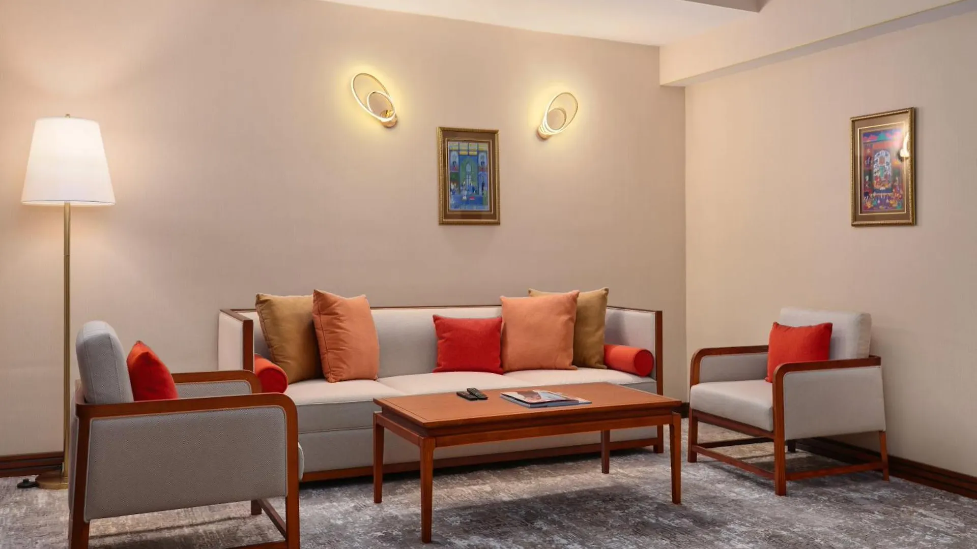 The Central Point Hotel Baku